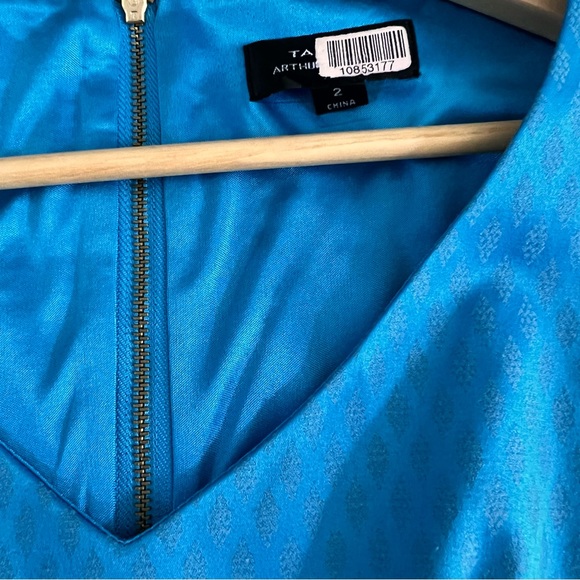 Tahari sleeveless fit & flare blue cocktail dress, Size 2 - Picture 6 of 6